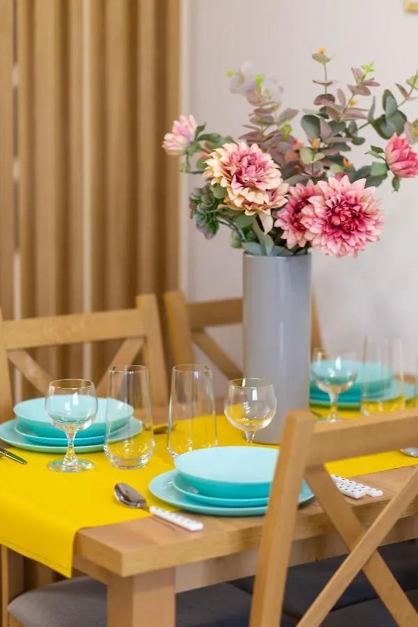 Apartments Grochowska Warsaw Praga by Renters