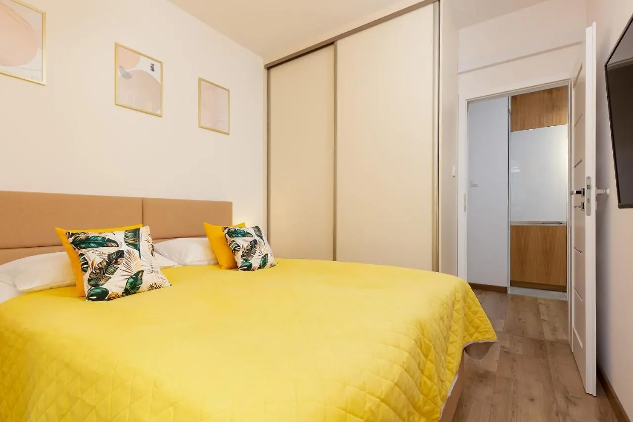 Apartments Grochowska Warsaw Praga by Renters
